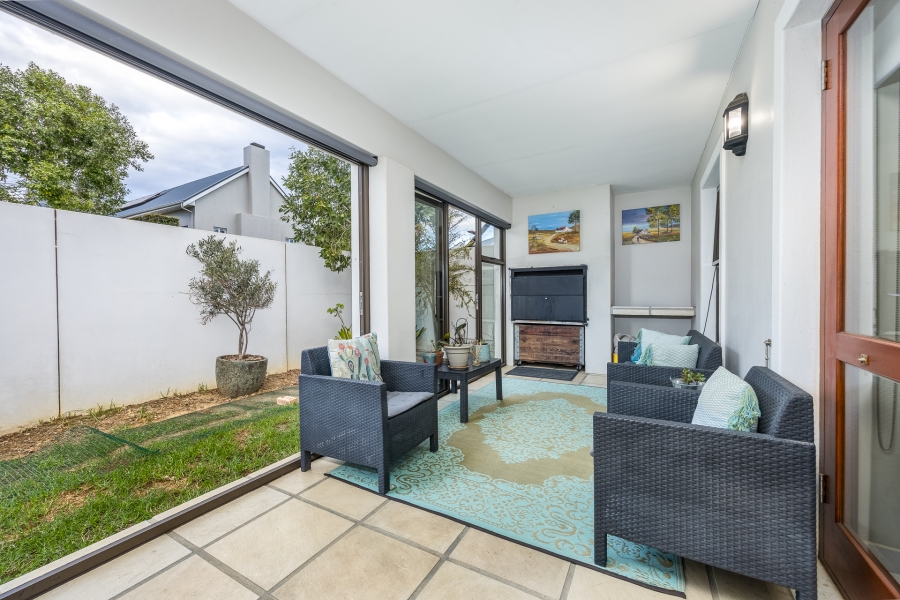 3 Bedroom Property for Sale in Graanendal Western Cape